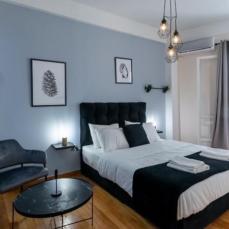 Couple Getaway With Queen Bed Apartment Athens Luaran gambar