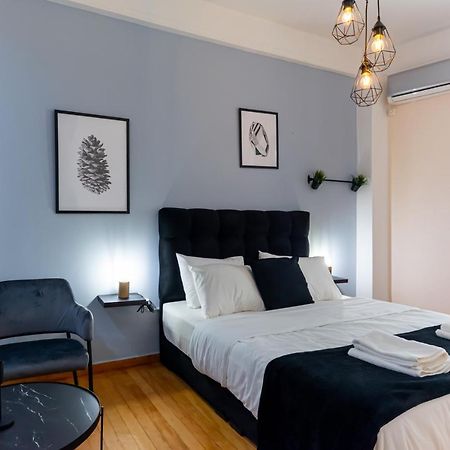Couple Getaway With Queen Bed Apartment Athens Luaran gambar