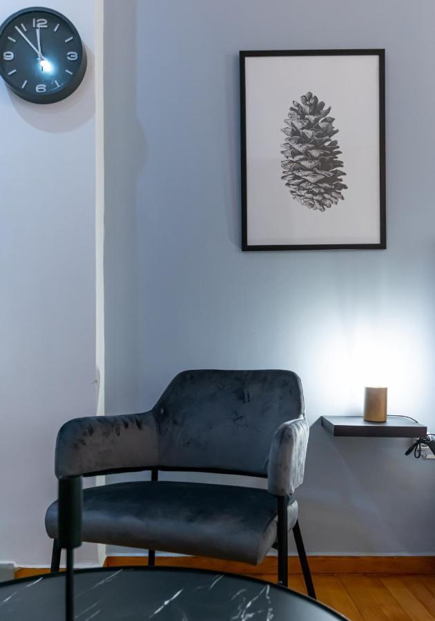 Couple Getaway With Queen Bed Apartment Athens Luaran gambar