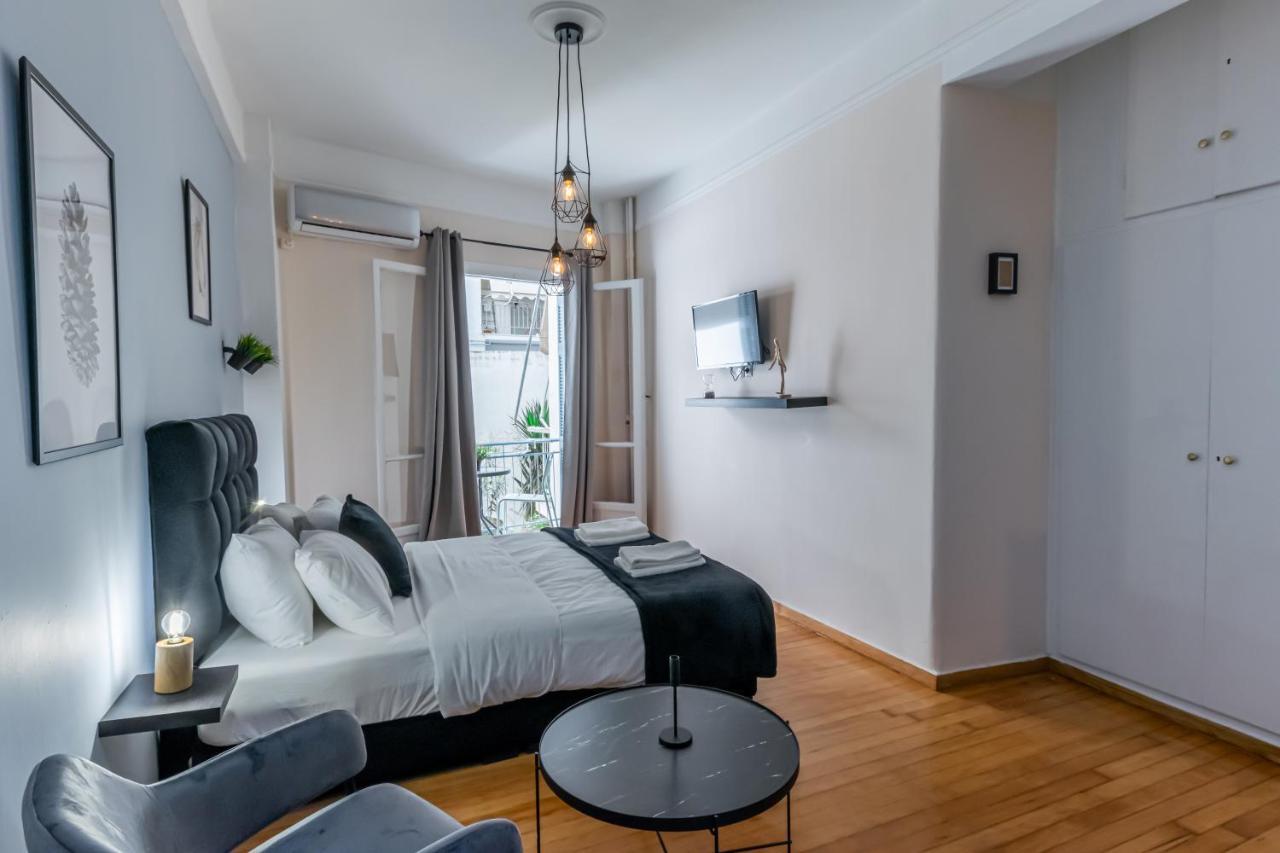 Couple Getaway With Queen Bed Apartment Athens Luaran gambar